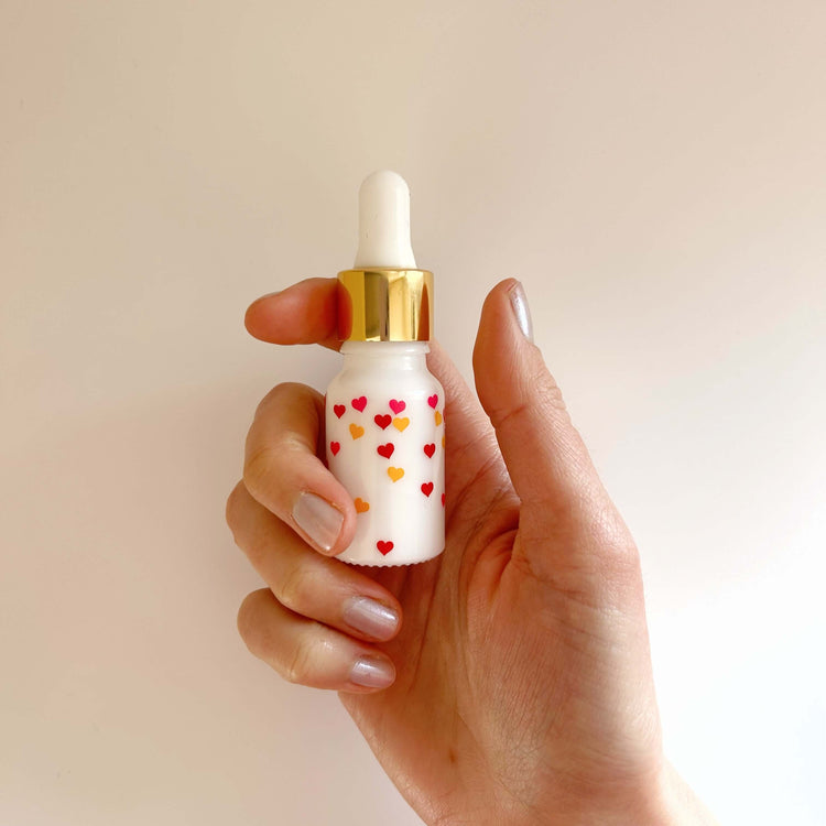 Flacon vide 10 ml avec pipette motif coeurs