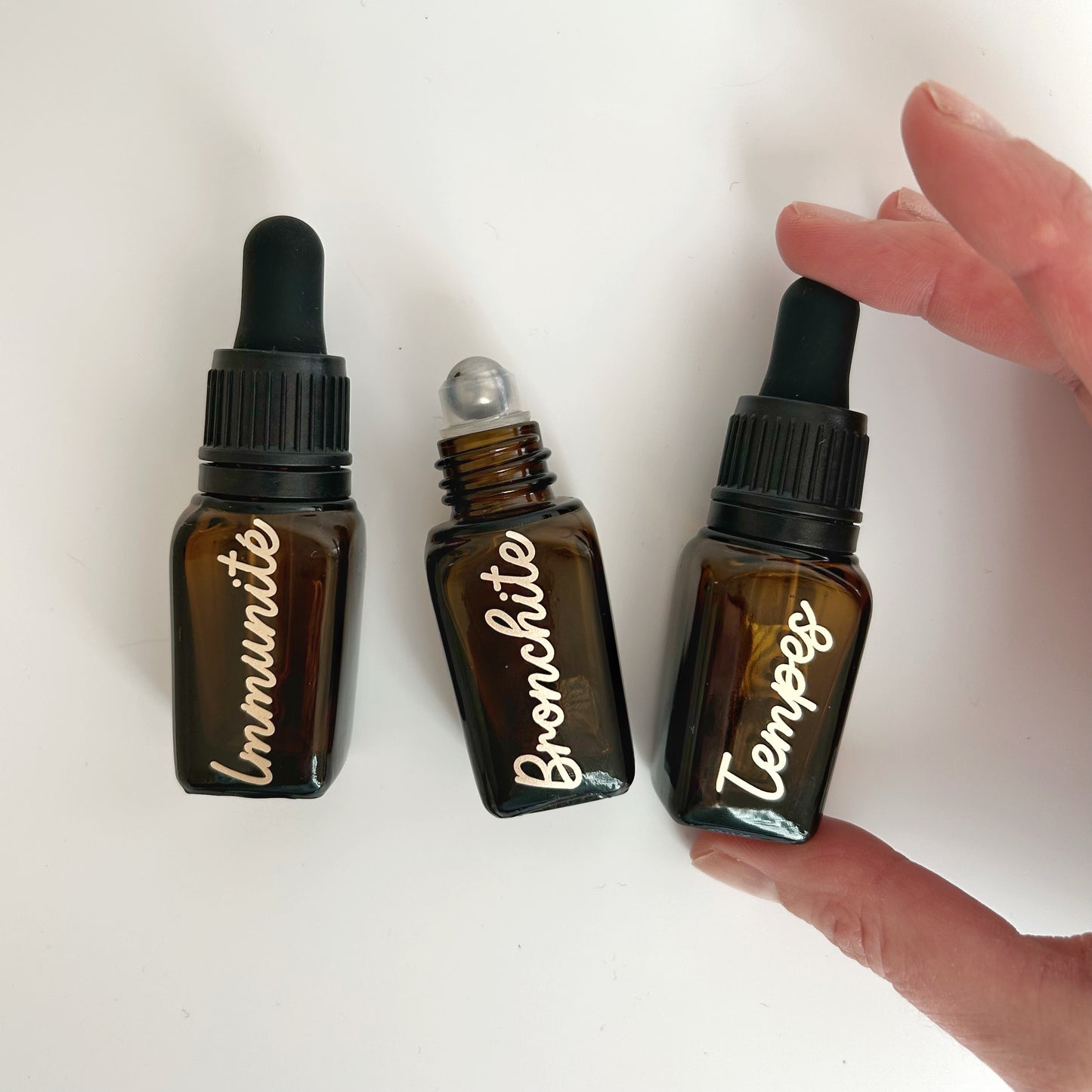Lot de 3 flacons en verre personnalisables 10 ml avec roll on ou pipette pour huile essentielle
